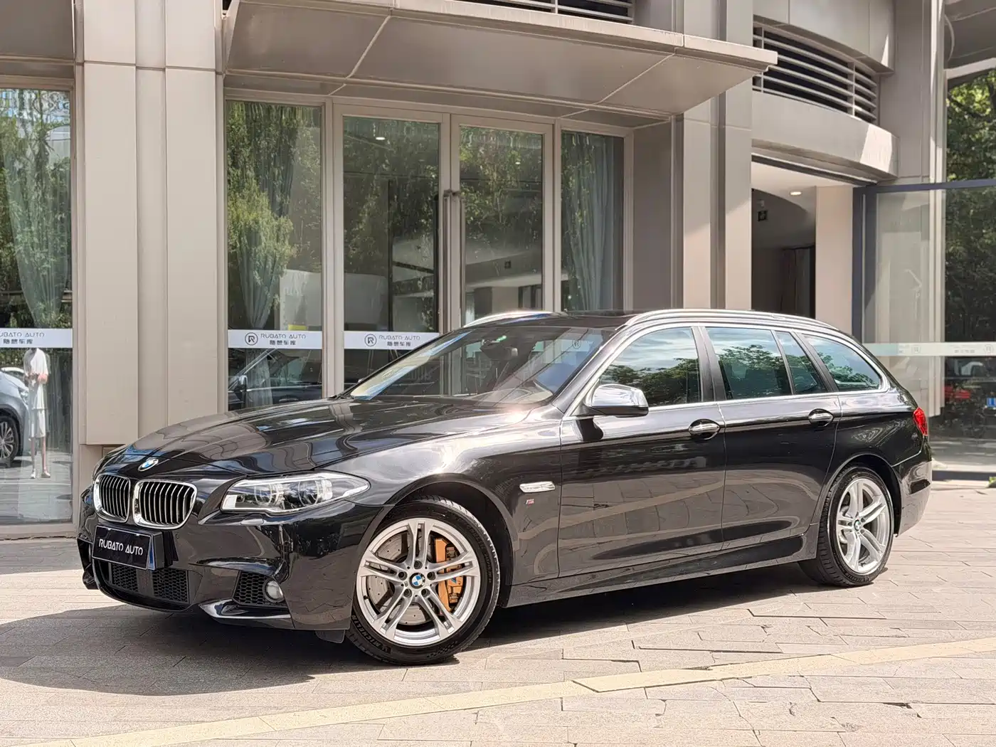 Фото 1 - BMW 5 Series (Import)