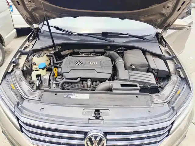 Volkswagen Passat 2017 330TSI DSG Prestige — фото 3