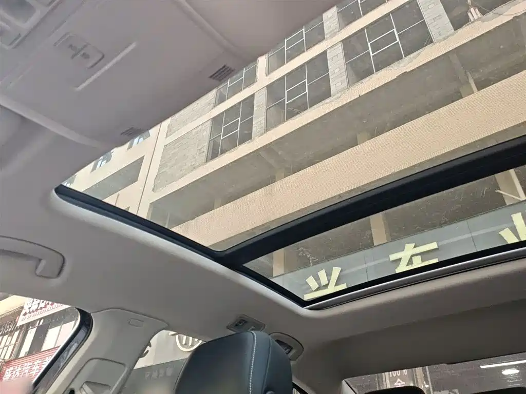 Volkswagen Magotan 2020 330TSI DSG Leading фото 18