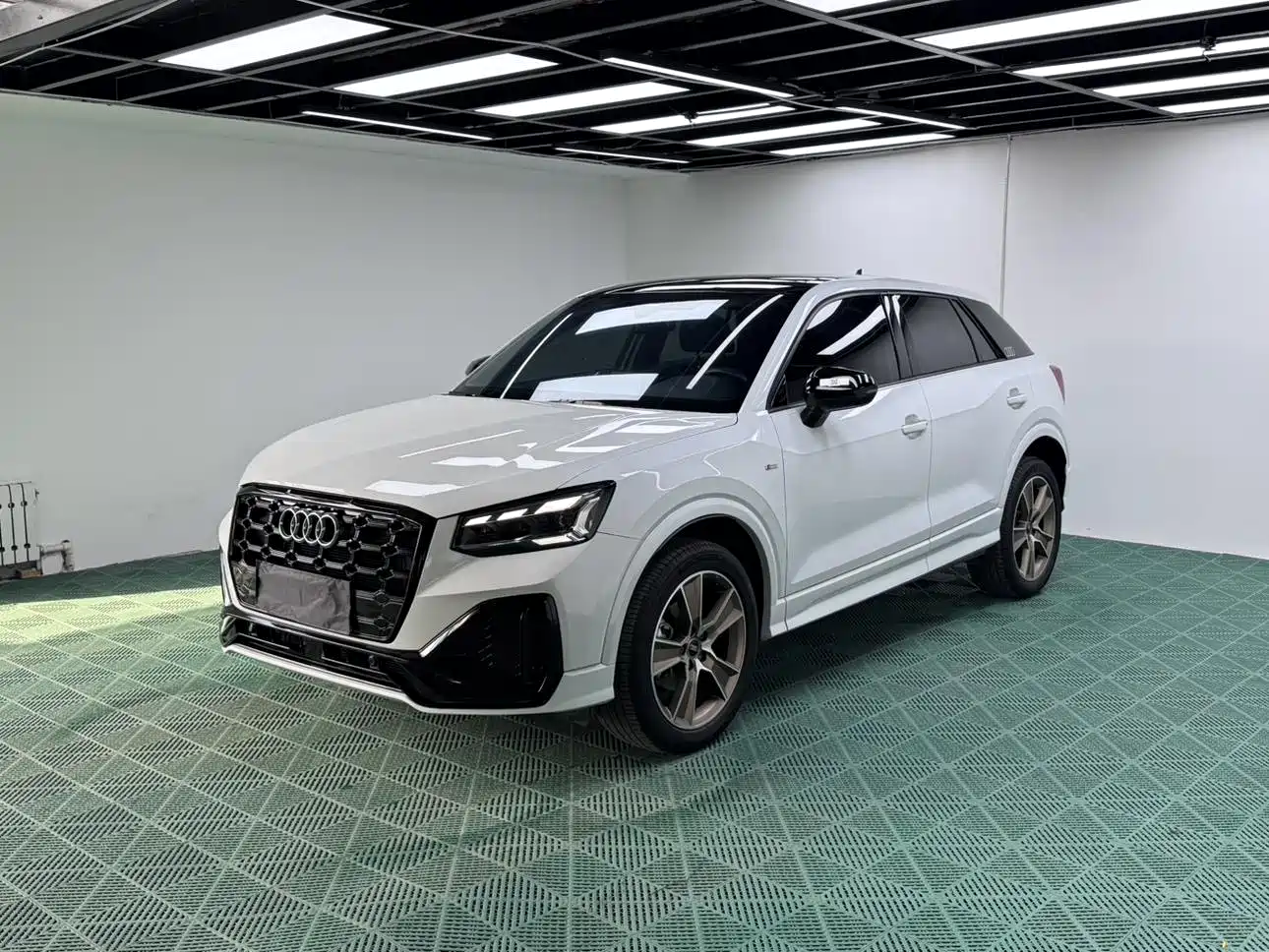 Audi Q2L 2022 35 TFSI Fashion Dynamic