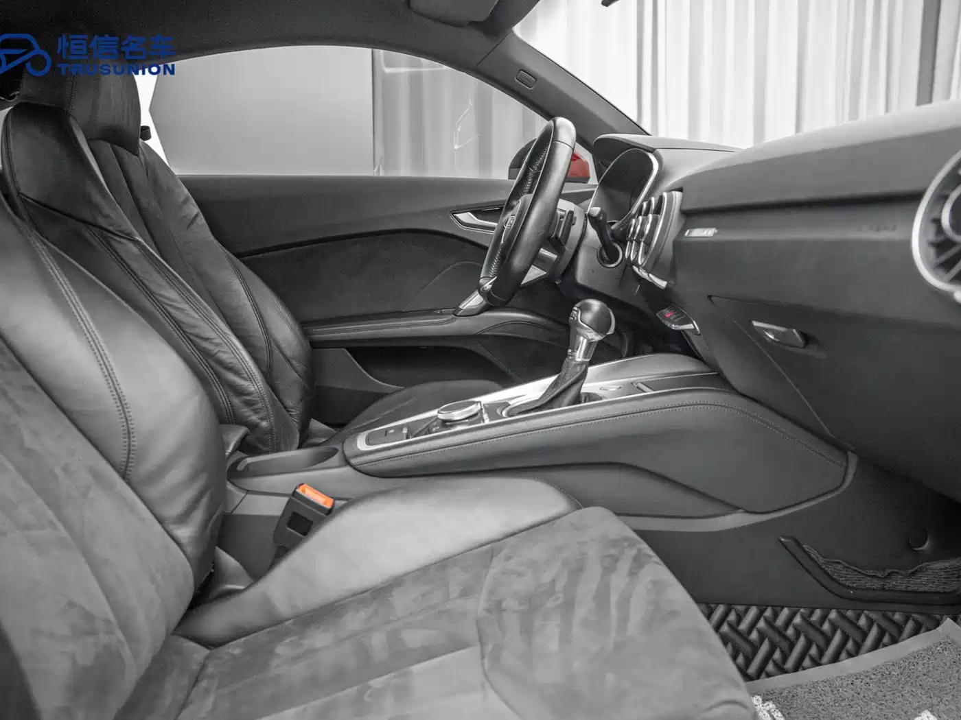 Audi TT 2015 TT Coupe 45 TFSI фото 15