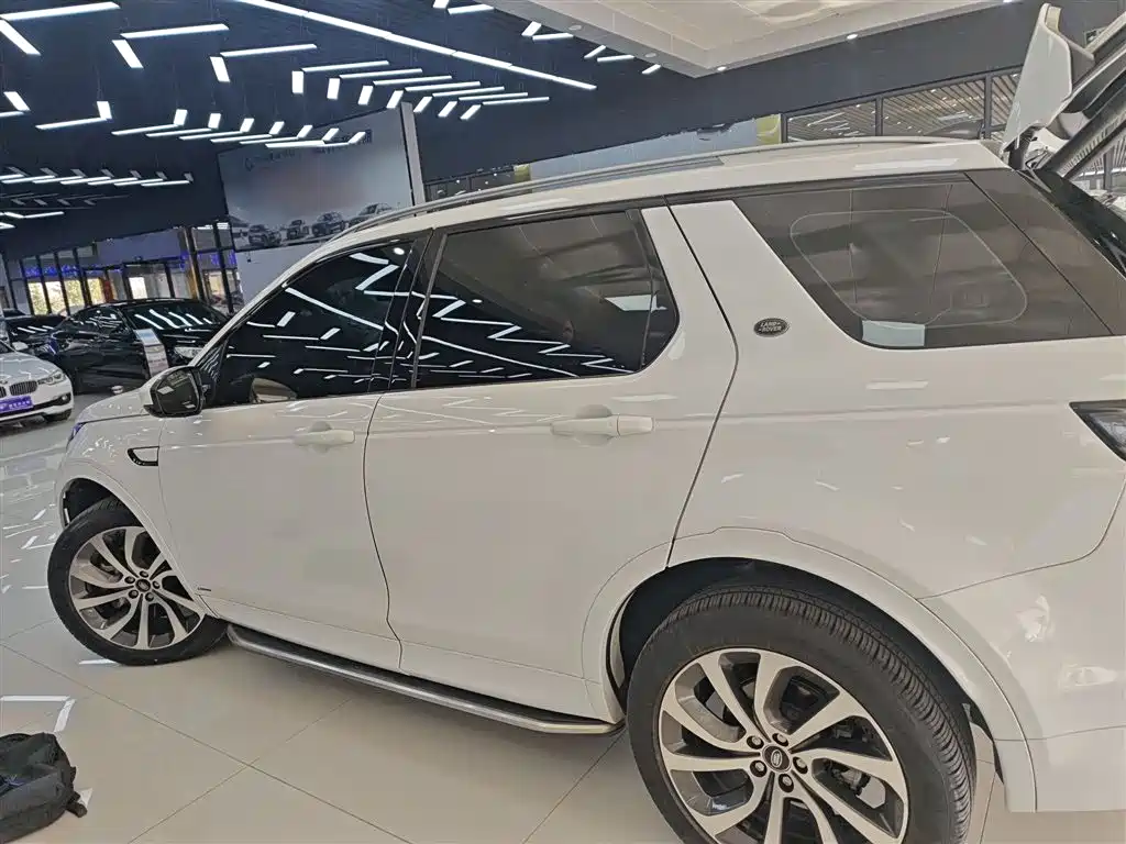 Land Rover Discovery Sport 2021 249PS R-Dynamic S Performance Edition фото 5