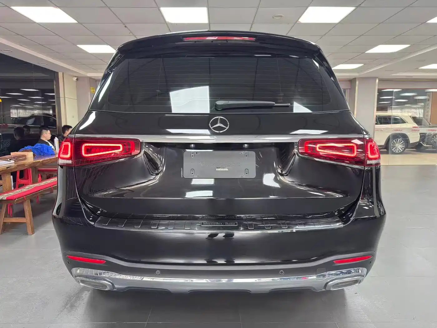 Mercedes-Benz GLS 2023 GLS 450 4MATIC Luxury Edition фото 18