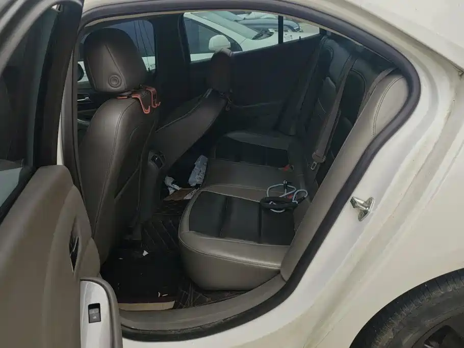 Chevrolet Malibu 2013 2013 2.0L Automatic Luxury Edition