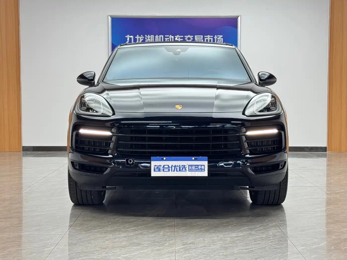 Фото 2 - Porsche Cayenne