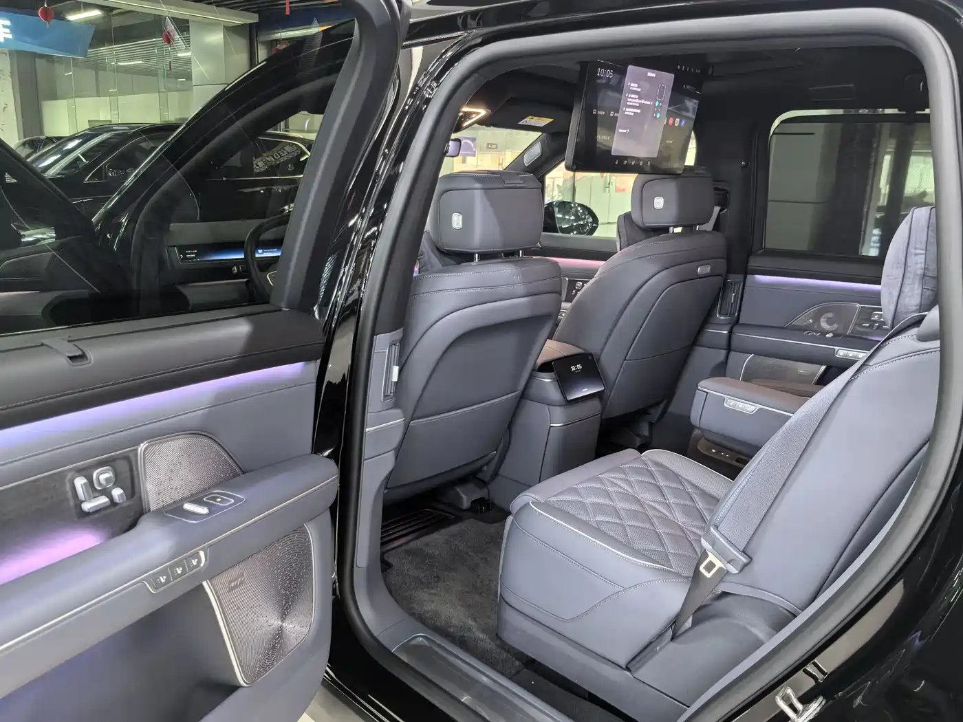 NIO ES8 2025 Model 6-Seat Executive Luxury Edition фото 13