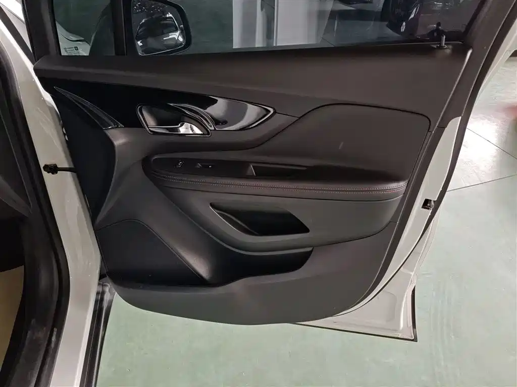 Buick Encore 2017 18T Automatic 4WD All-round Flagship фото 11