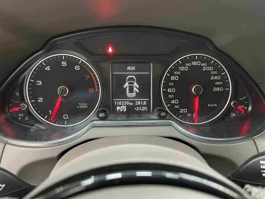 Audi Q5 2013 40 TFSI Technology фото 11