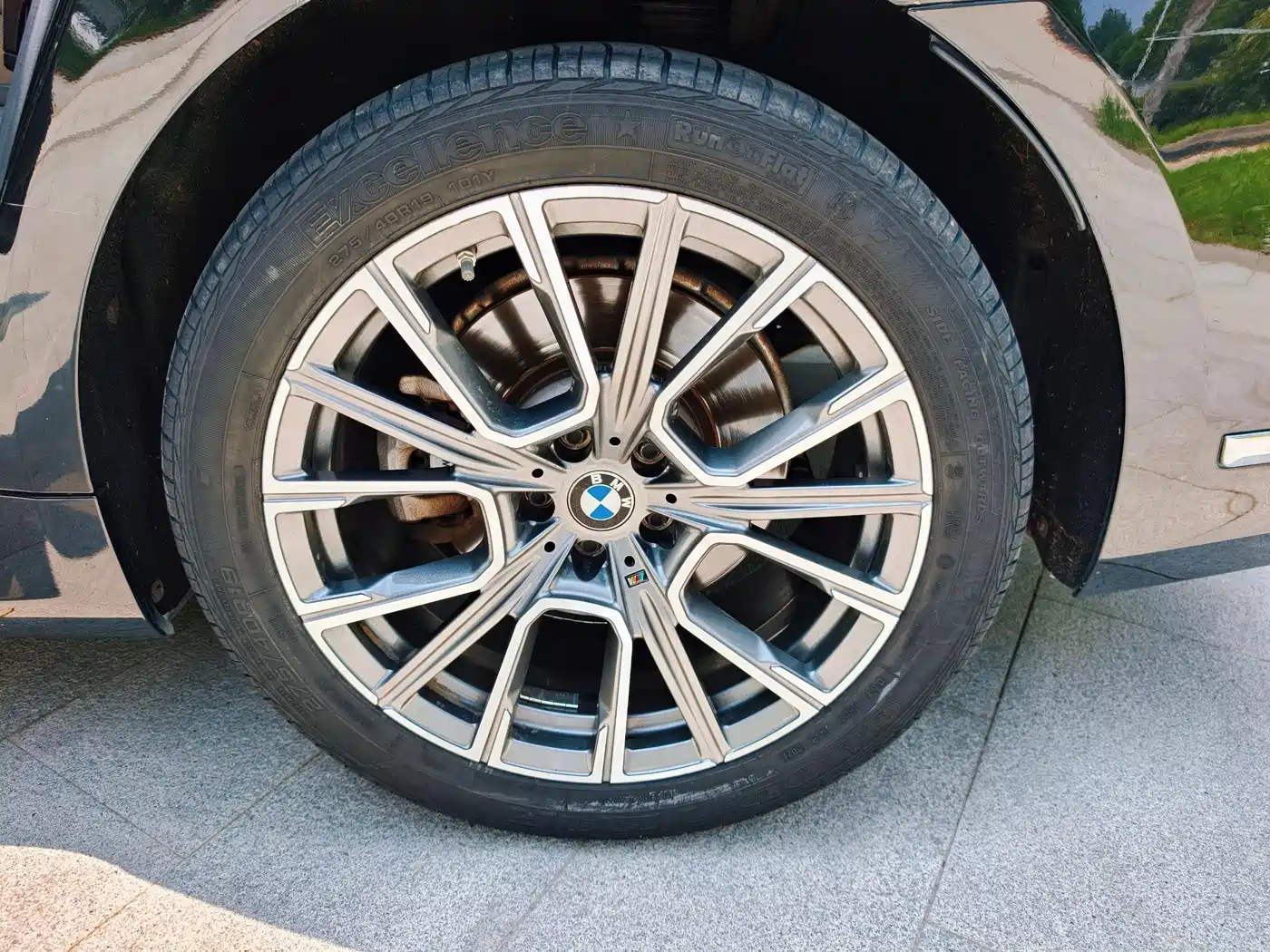 Photo 29 - BMW 7 Series