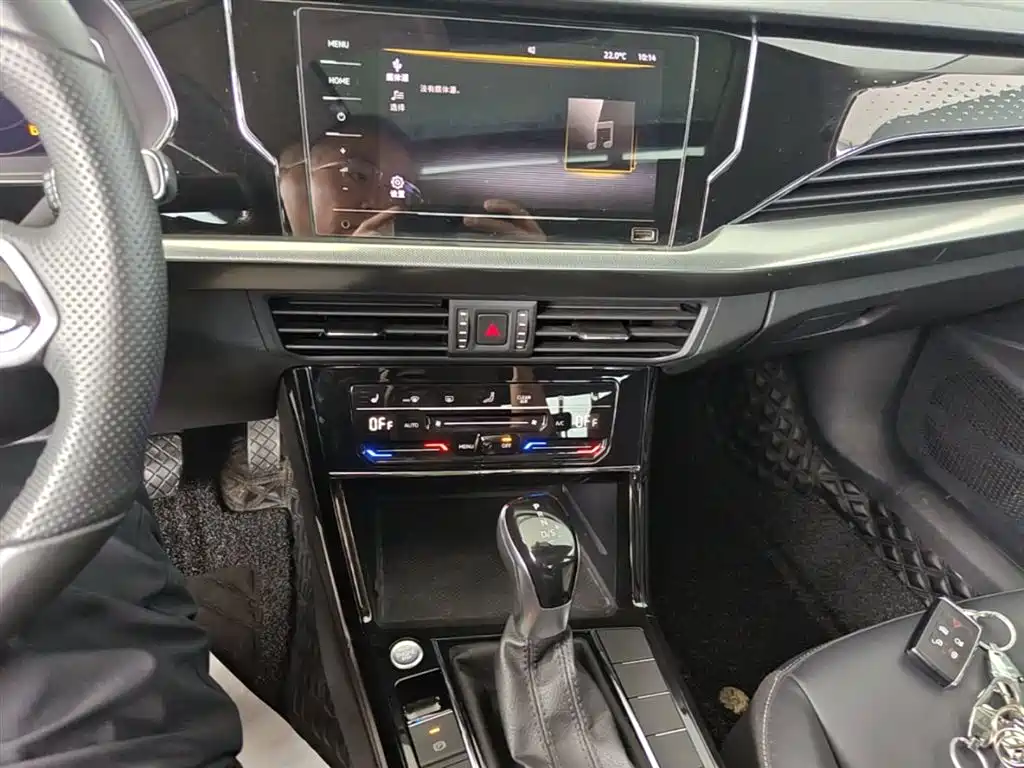 Volkswagen Passat 2023 330TSI Elite Edition фото 13