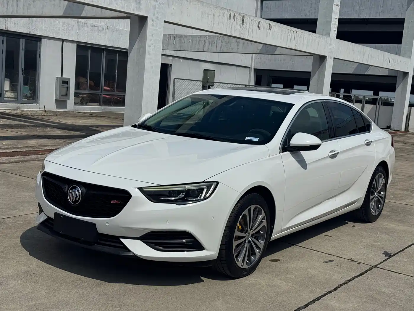 Фото 1 - Buick Regal