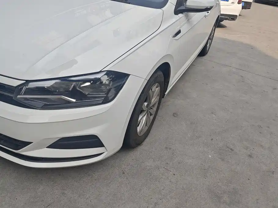 Photo 5 - Volkswagen Polo