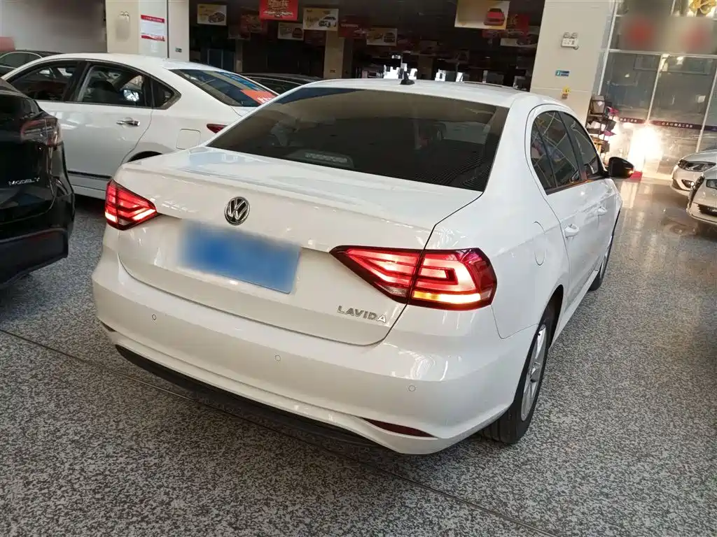 Volkswagen Lavida 2019 Lavida Start 1.5L Auto Trend (China VI) фото 6