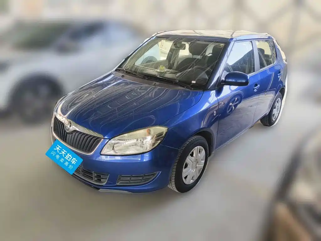 صورة 1 - Škoda Fabia