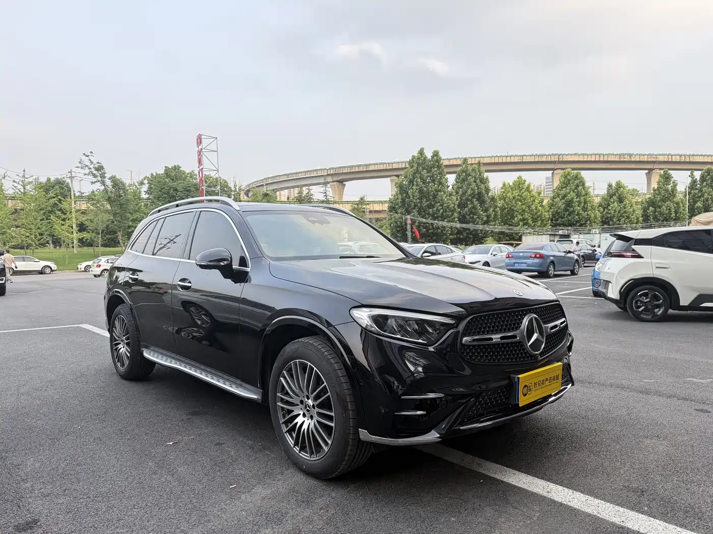 Mercedes-Benz GLC 2025 GLC 300 L 4MATIC Dynamic 5-seater фото 2