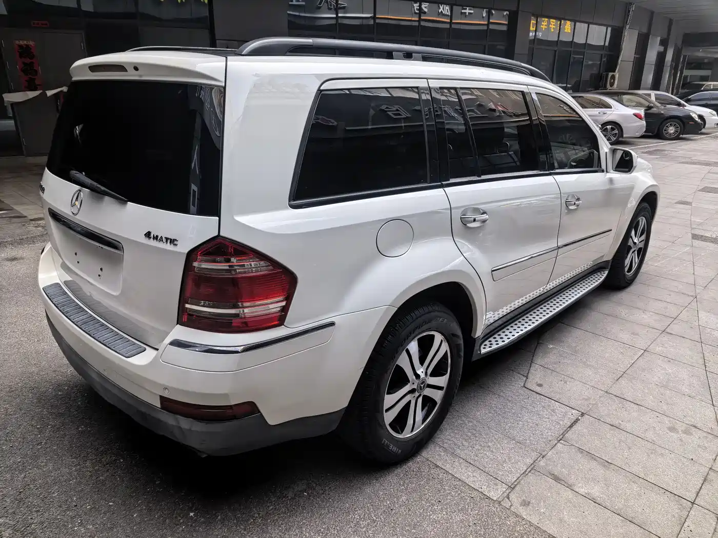 Mercedes-Benz GL-Class фото 9