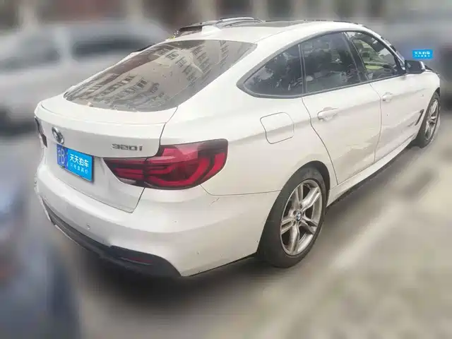 BMW 3 Series GT 2019 320i M Sport Package — фото 2