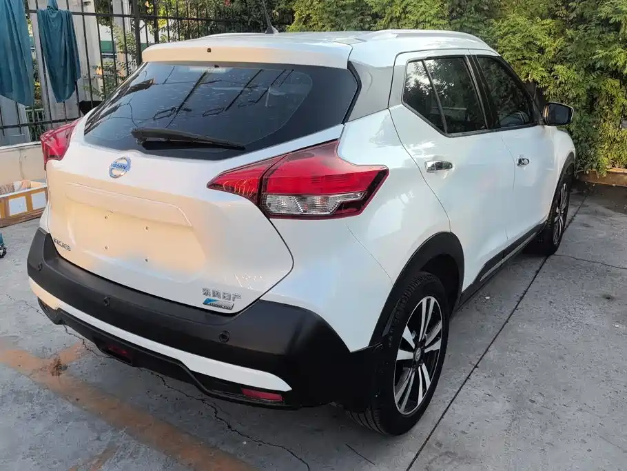 Nissan Kicks 2017 2017 1.5L CVT Cool Edition