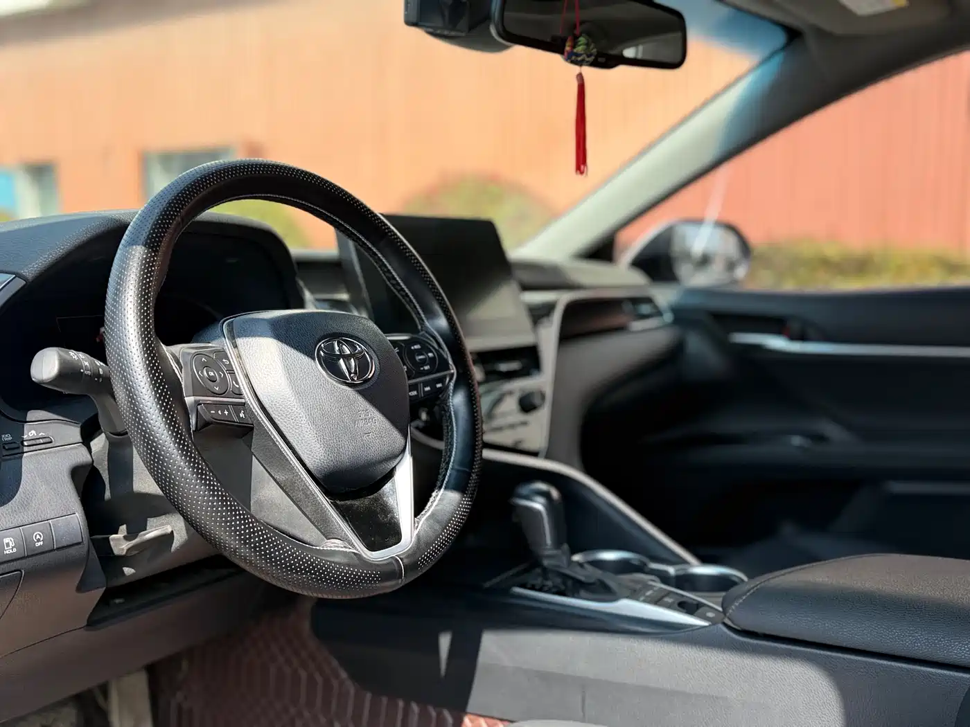 Toyota Camry 2021 2.5G Luxury Edition фото 11