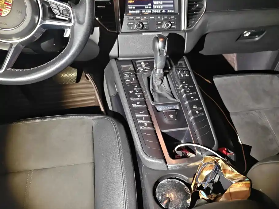 Porsche Macan 2015 2014 Macan 2.0T