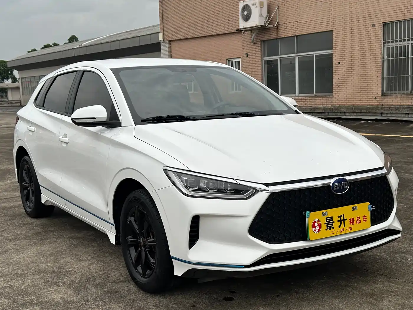 BYD e2 2019 400 Travel Edition фото 3