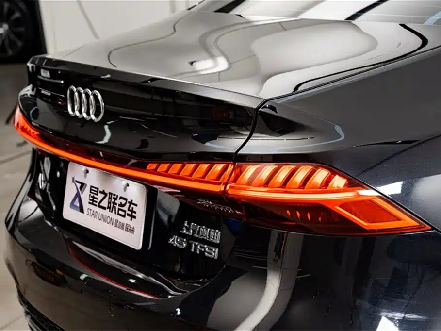 Audi A7L 2024 45 TFSI Luxury фото 9