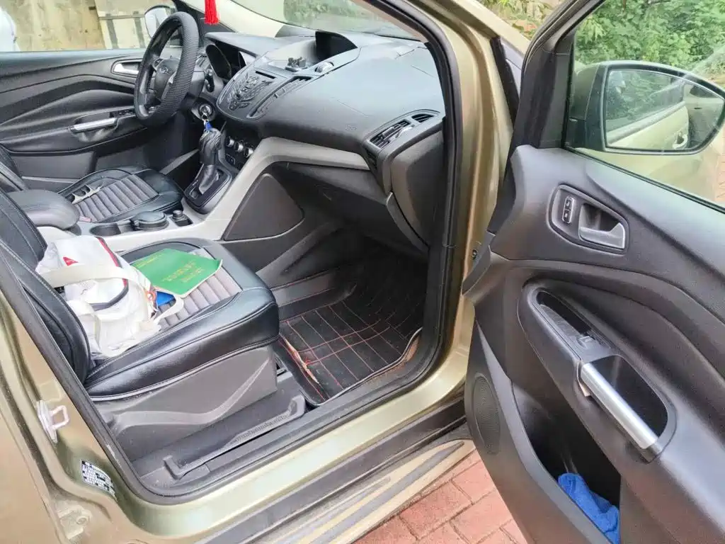 Ford Kuga 2013 2013 1.6L GTDi FWD Comfort