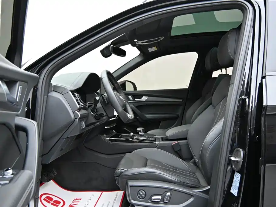 Audi Q5L 2023 40T Luxury Dynamic фото 11