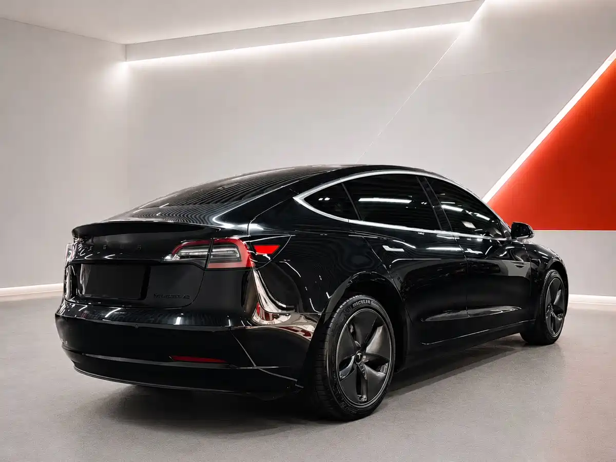 Tesla Model 3 2020 2020 Facelift Long Range Rear-Wheel Drive