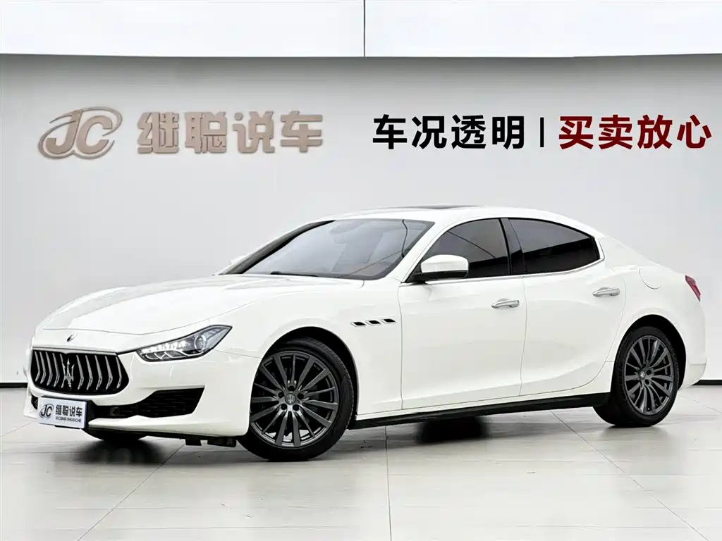 Photo 1 - Maserati Ghibli
