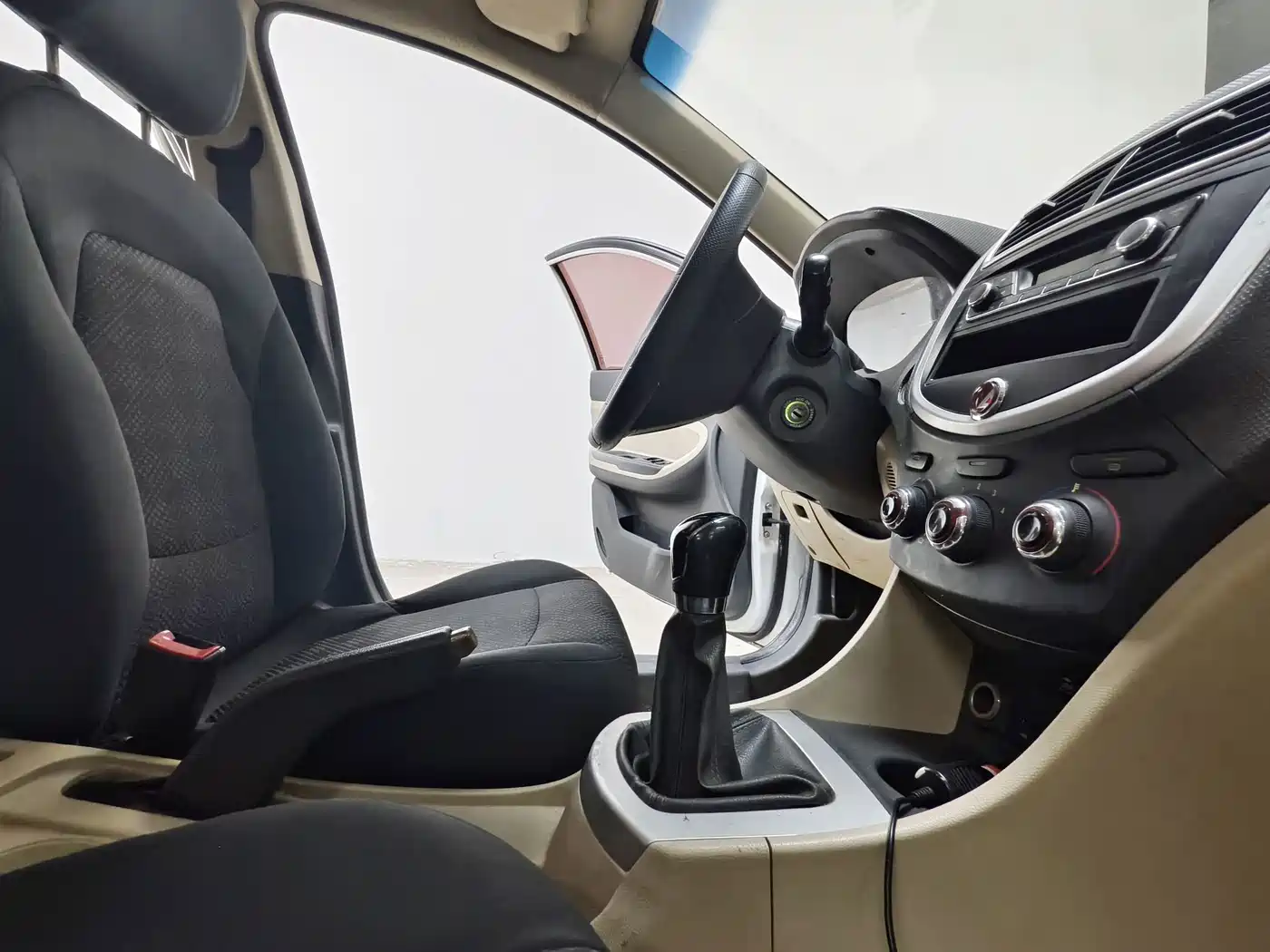 JAC Motors Heyue A30 2014 2014 Model 1.5L Manual Premium