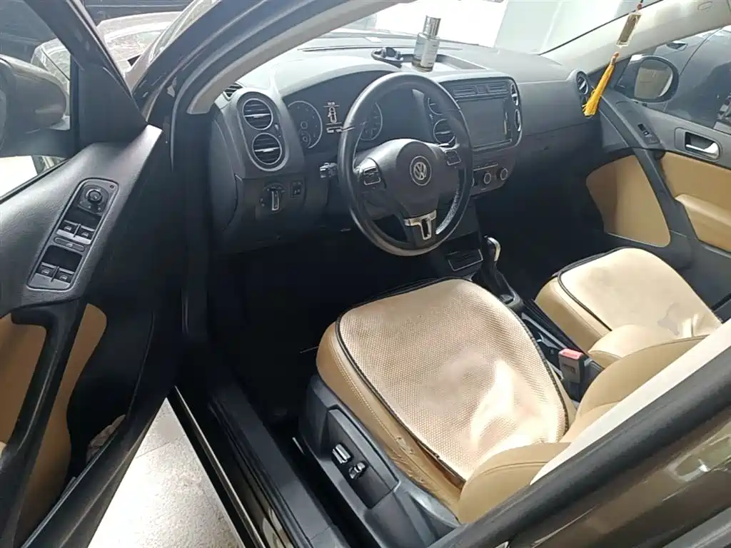 Volkswagen Tiguan 2017 300TSI Automatic 2WD Silk Road Fashion Edition фото 16