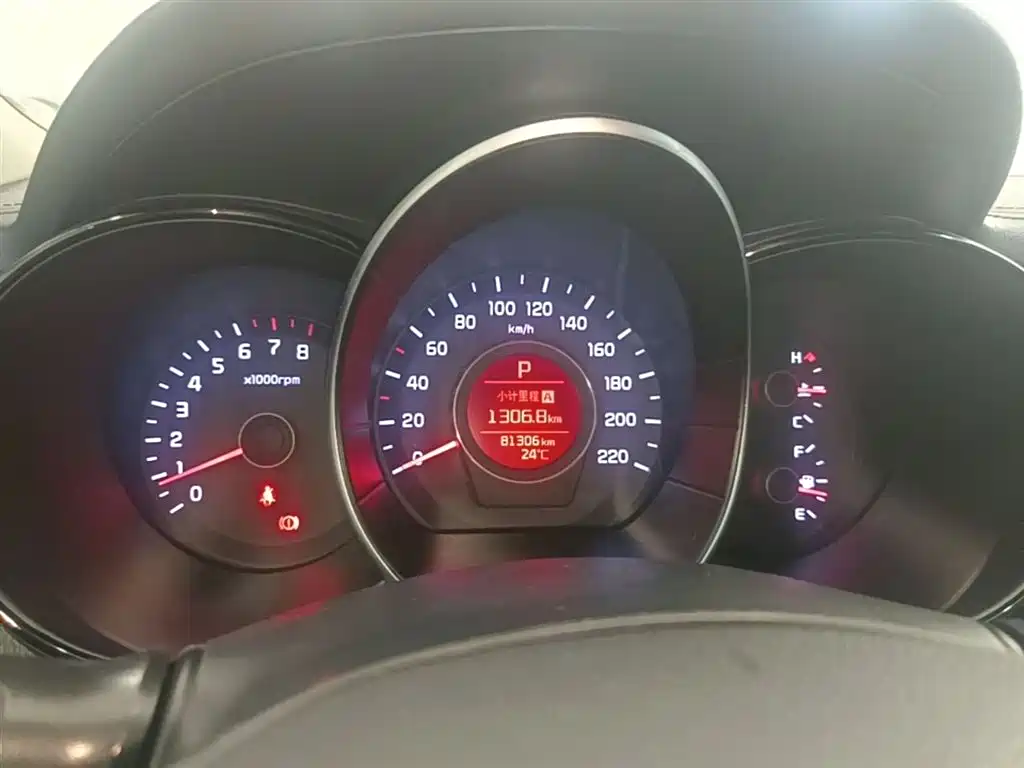 Kia K2 2015 Sedan 1.6L AT Premium фото 12