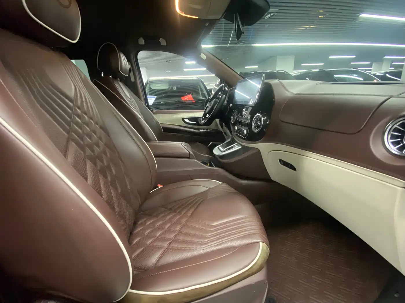 MERCEDES-BENZ V-CLASS