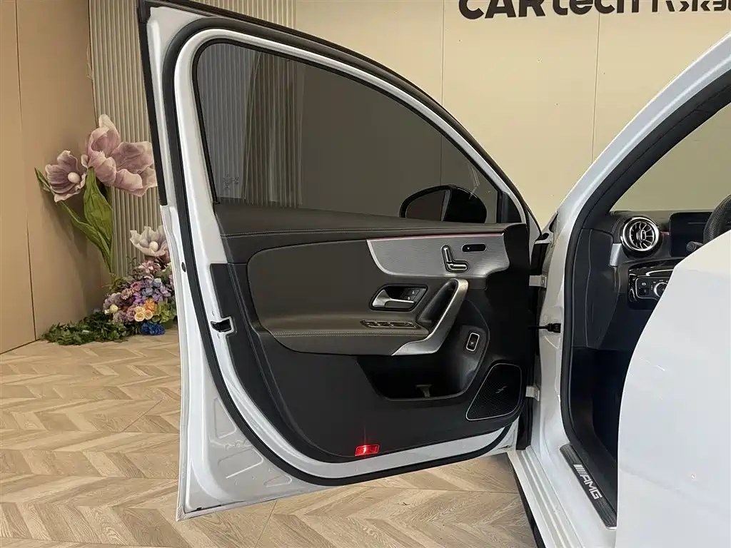 MERCEDES-BENZ A CLASS AMG