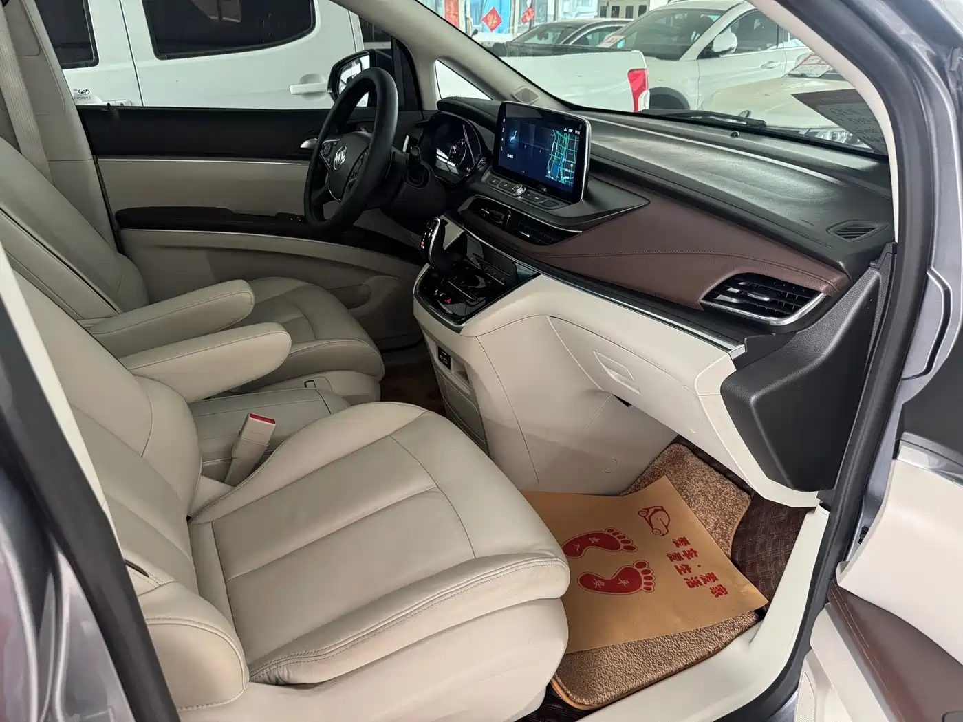 Buick GL8 2020 Model Land Business Class 652T Luxury фото 9