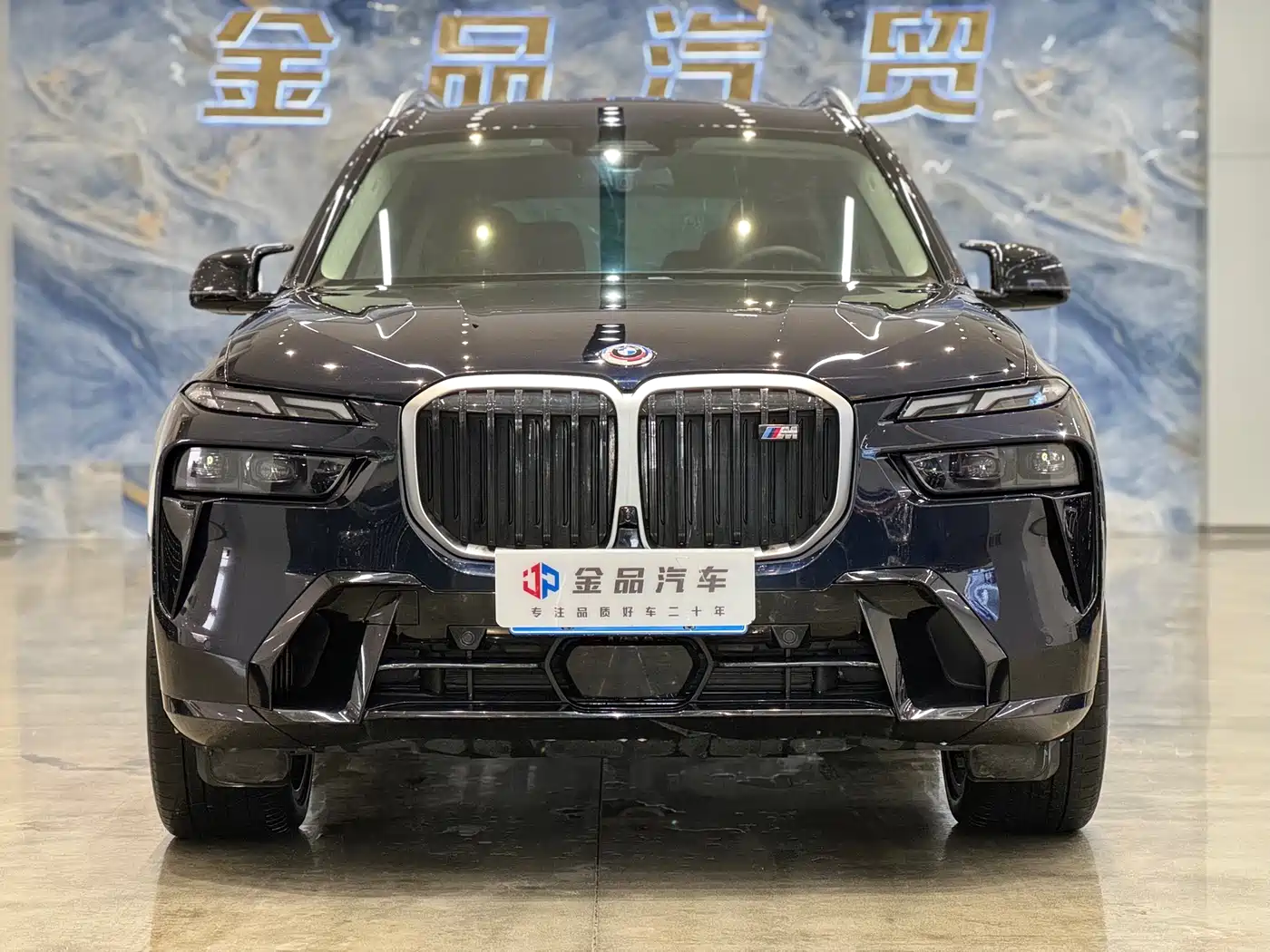BMW X7 M60i 2023 xDrive M60i фото 2