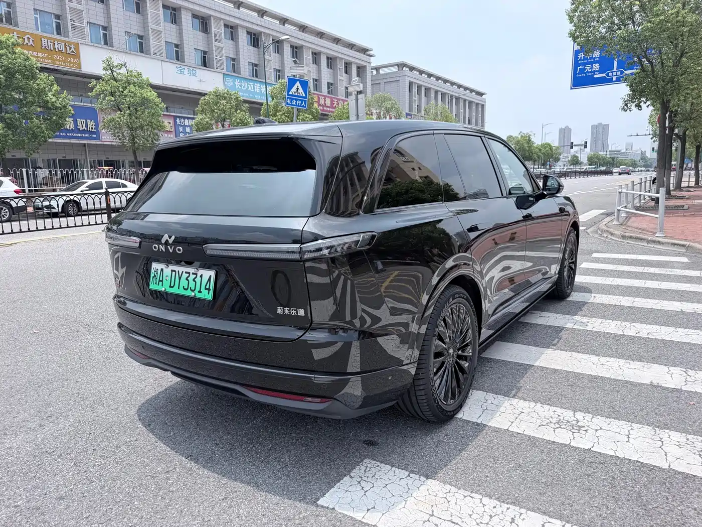 Ledao L90 2026 2025 AWD Base Model