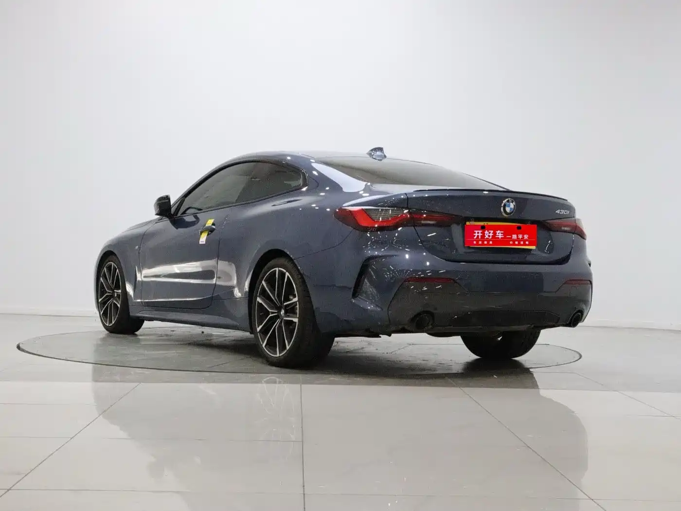 Фото 4 - BMW 4 Series