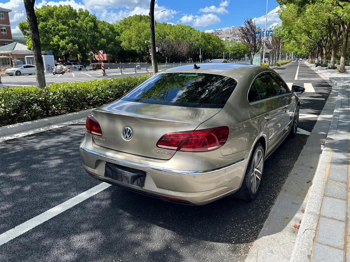 Фото 7 - Volkswagen FAW-Volkswagen CC