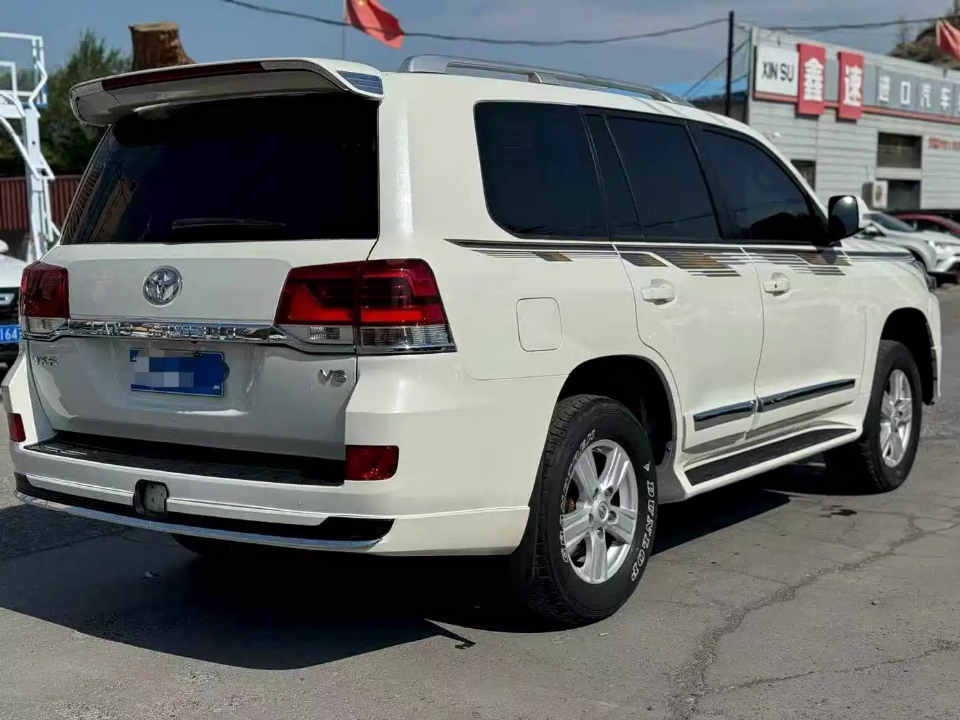 Toyota Land Cruiser (Import) 2015 2015 4.0L V6 Middle East Low Configuration Edition