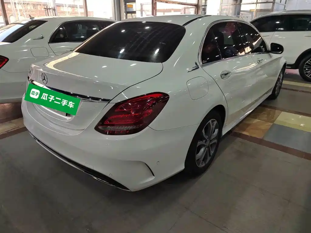 Mercedes-Benz C-Class 2017 C 180 L Sport фото 7