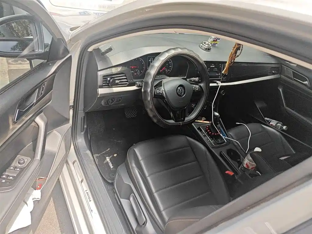 Volkswagen Lavida 2018 1.5L Automatic Comfort Version China V фото 12