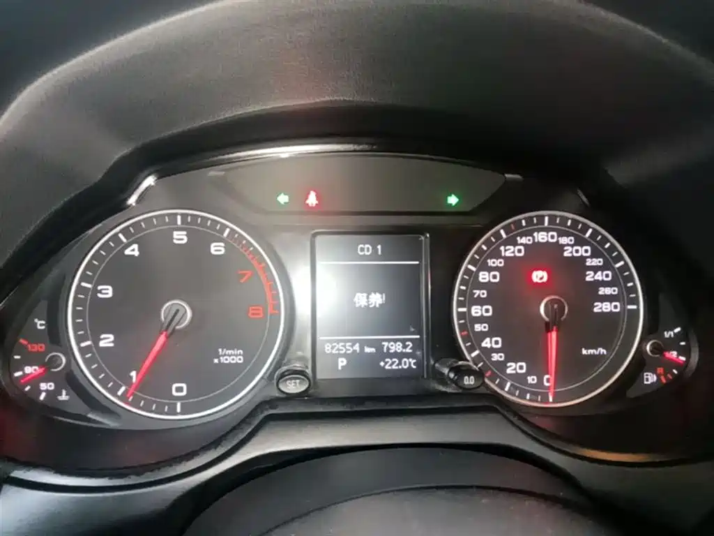 Audi Q5 2015 40 TFSI Technology фото 12