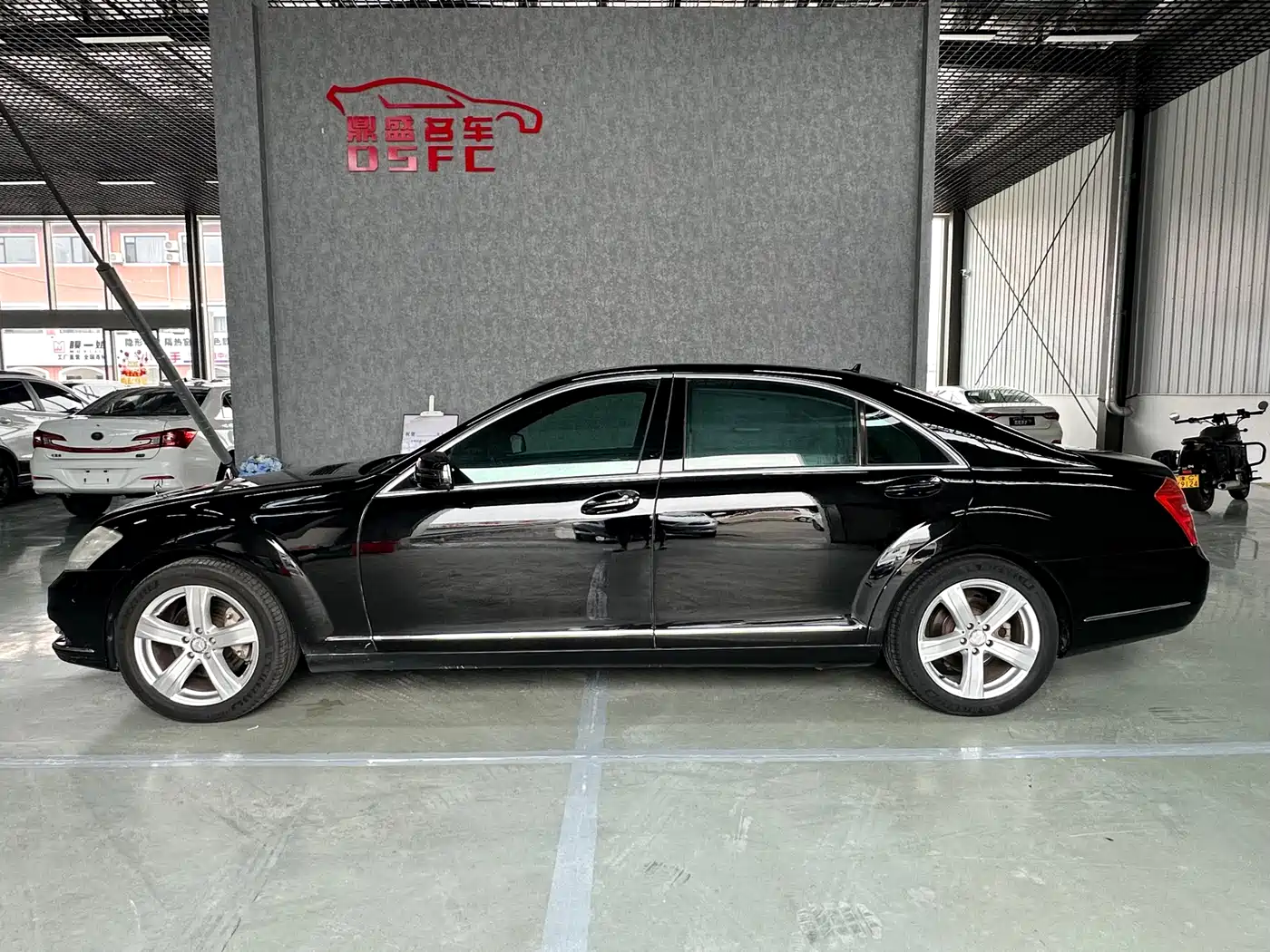 Mercedes-Benz S-Class 2010 S 350 L Luxury фото 4