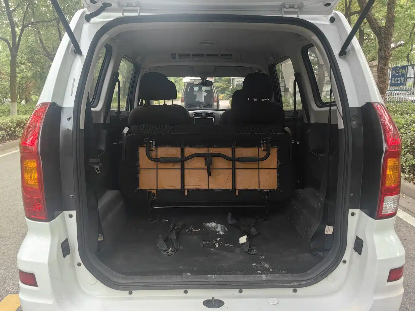 Dongfeng Fengguang Fengguang 330 2016 2014 1.5L Manual Comfort DK15-02