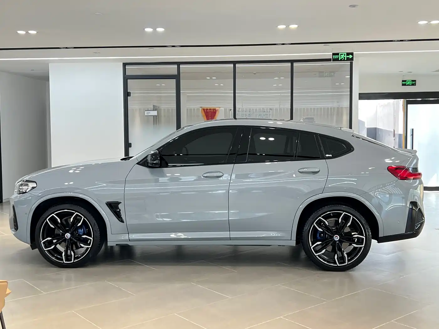 BMW X4 M40i 2022 M40i фото 19