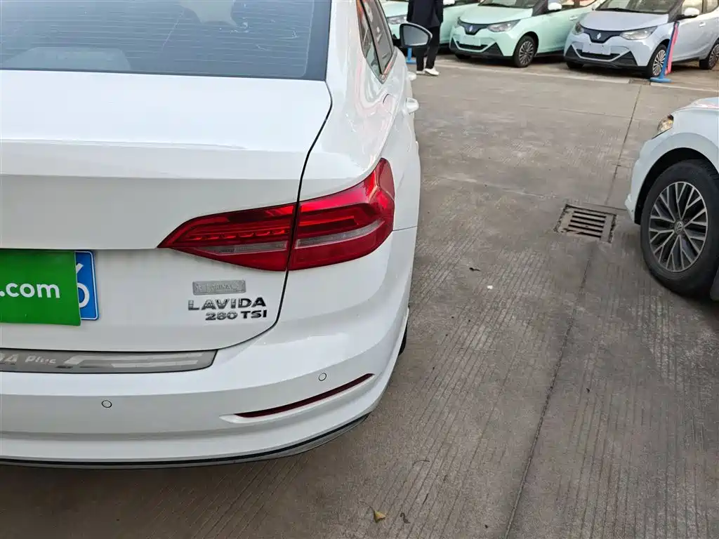 Volkswagen Lavida 2019 280TSI DSG Comfort Edition China VI фото 23
