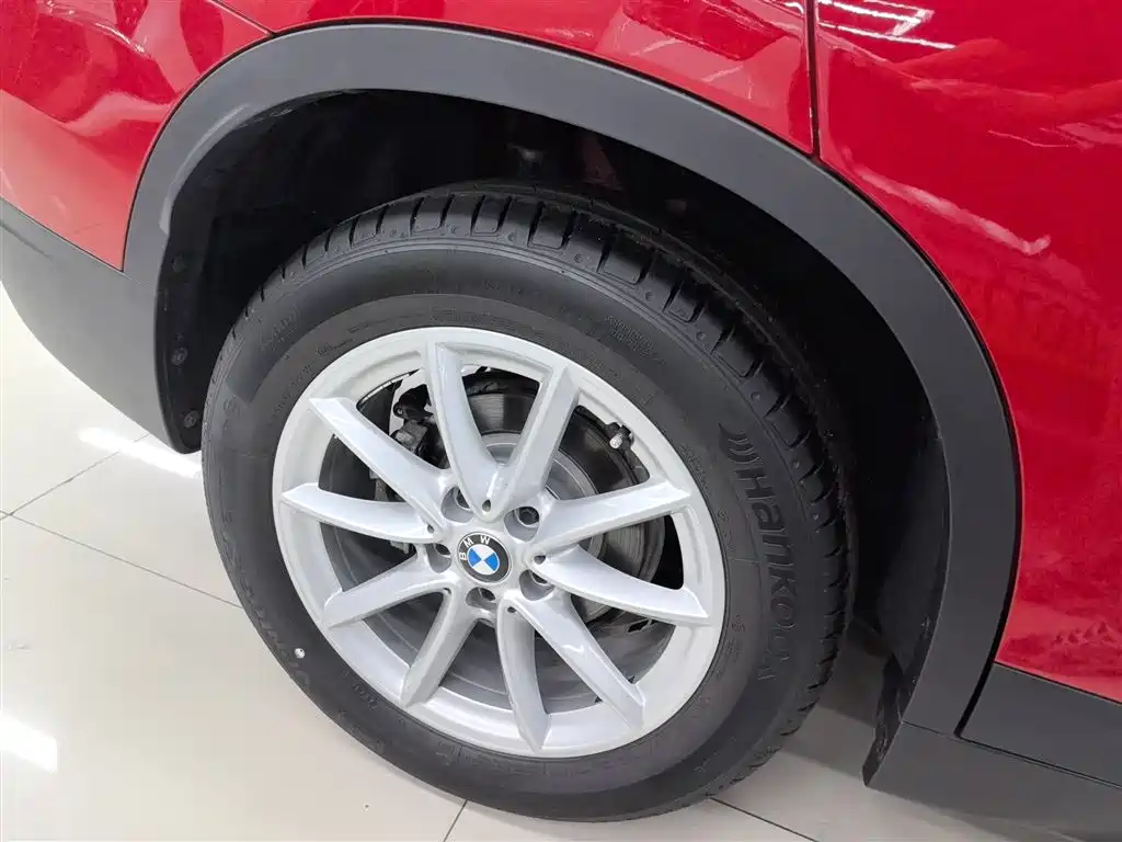 BMW X1 2019 sDrive18Li Fashion Model фото 26