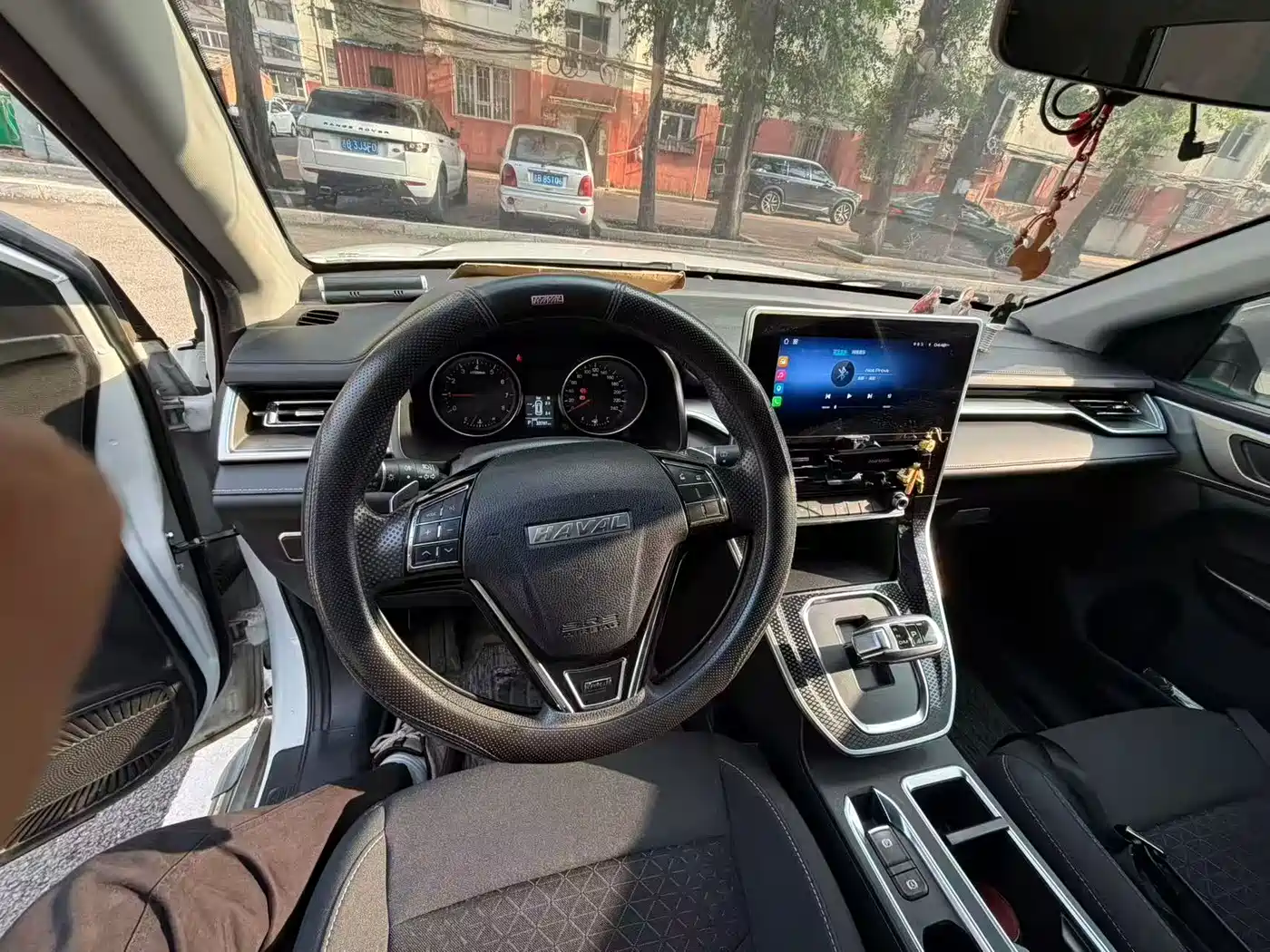 Haval M6 2023 PLUS 1.5T DCT Elite Smart Connect фото 12
